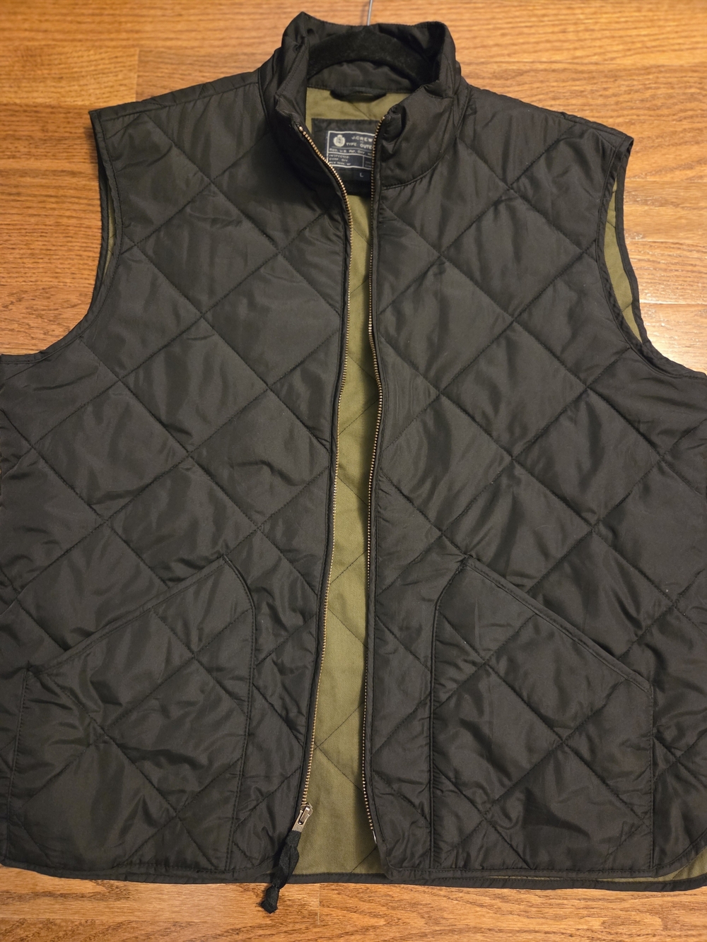Like New, Men's J. Crew Lightweight Quilted Black Vest with Olive Interior, L
